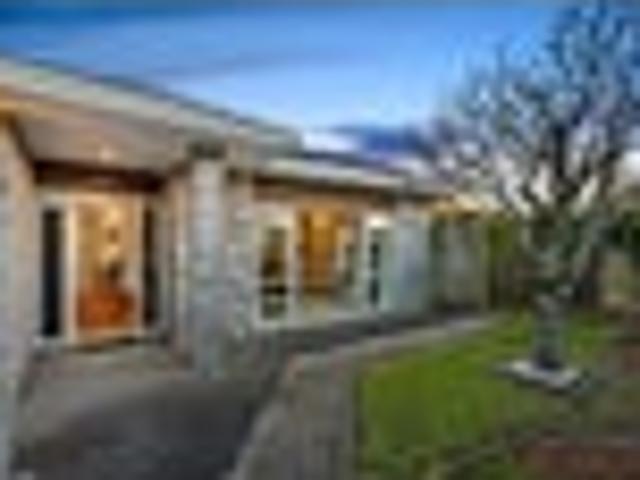House for sale in Paremoremo, Oroua County