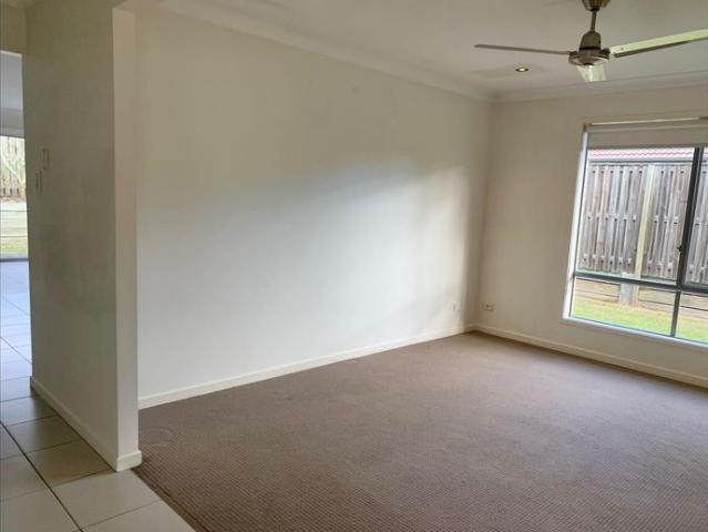 House for rent in Honeywood, Fernvale