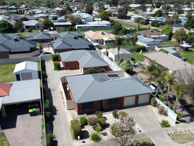 Flat for sale in Horsham, Victoria