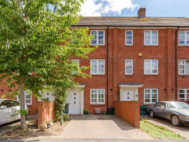 House for rent in London Borough of Merton, Mitcham