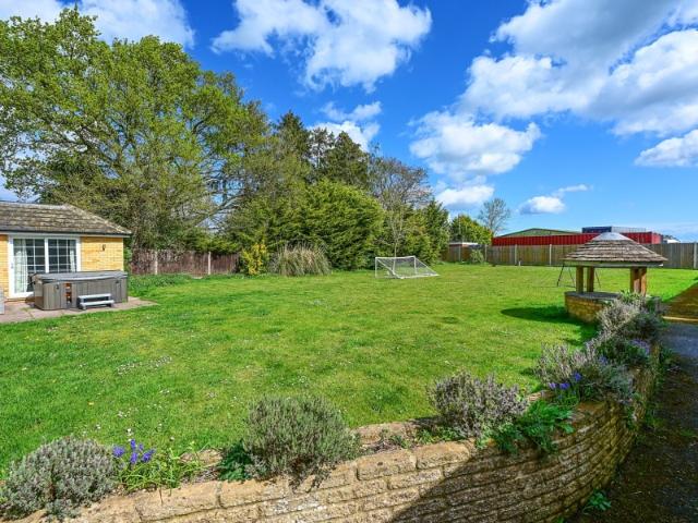 House for rent in Hart, Eversley Centre