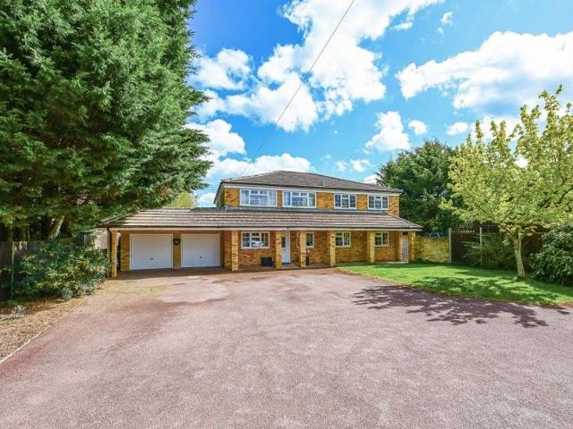 House for rent in Eversley Centre, Hart