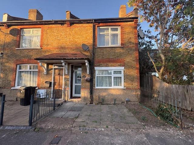 House for rent in London Borough of Hillingdon, Greater London