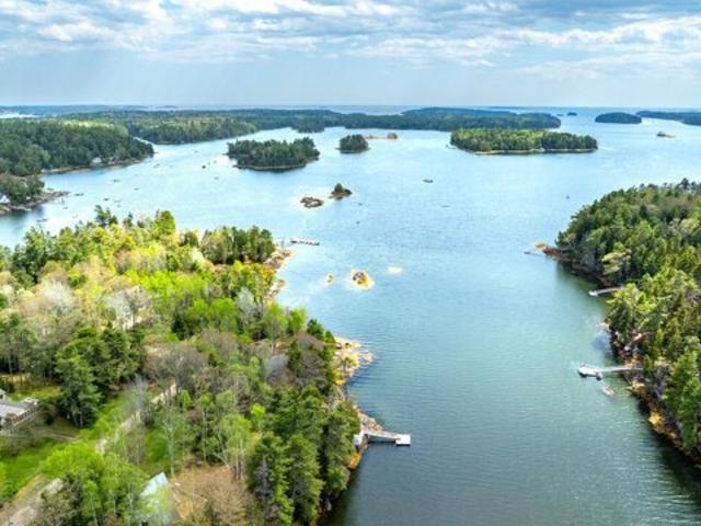 House for sale in Bailey Island, Maine