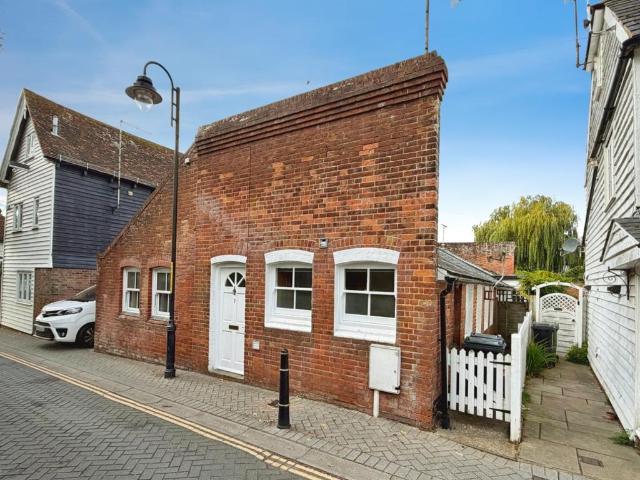House for rent in Tenterden, Ashford