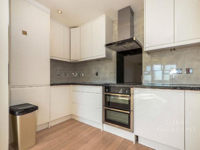 Apartment for rent in South Harrow, Greater London