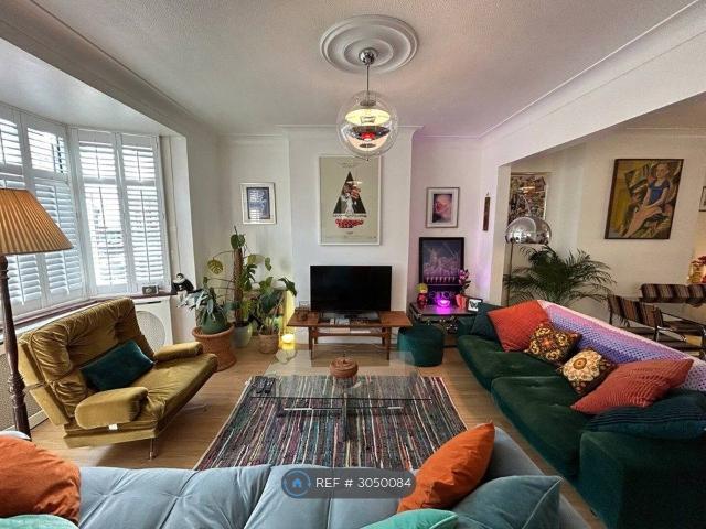 House for rent in London Borough of Waltham Forest, Greater London
