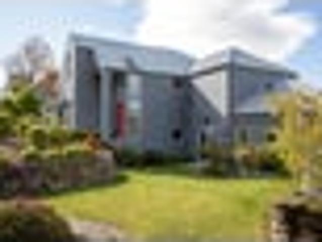 House for sale in Otakou