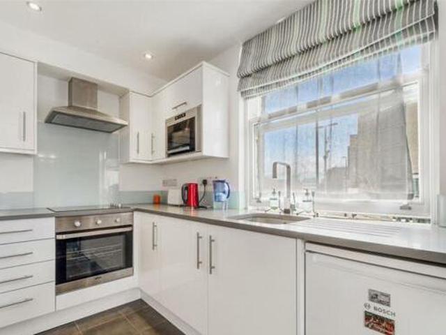 House for rent in Brentford End, Greater London