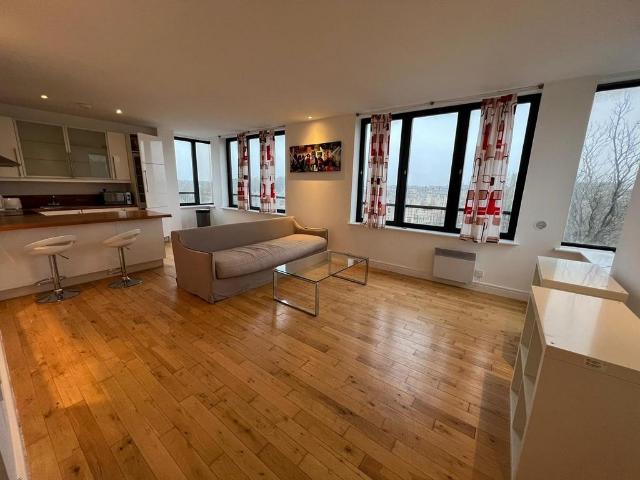 Apartment for rent in Rodbourne, Swindon