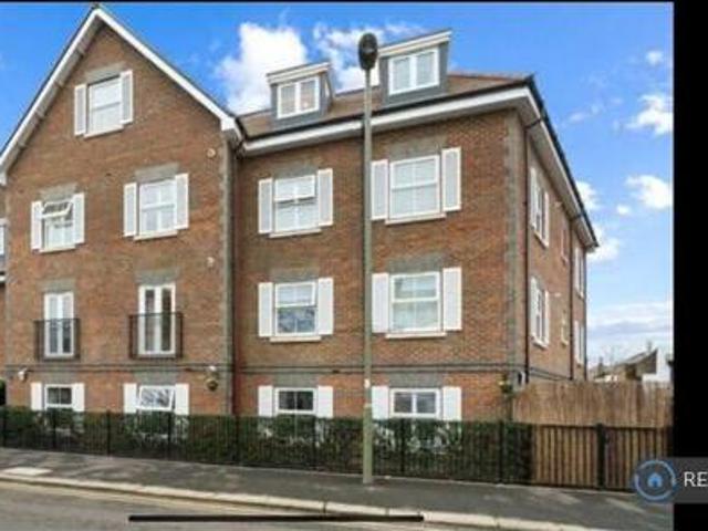 House for rent in Surrey