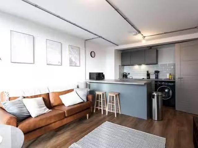 Apartment for rent in Woolston, Warrington