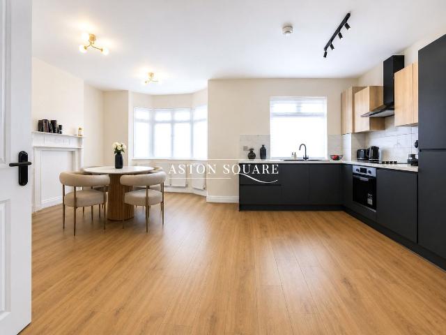 Apartment for rent in Temple Fortune, Greater London
