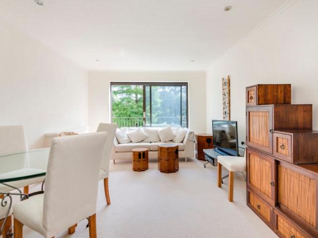 Apartment for rent in Hendon, Greater London