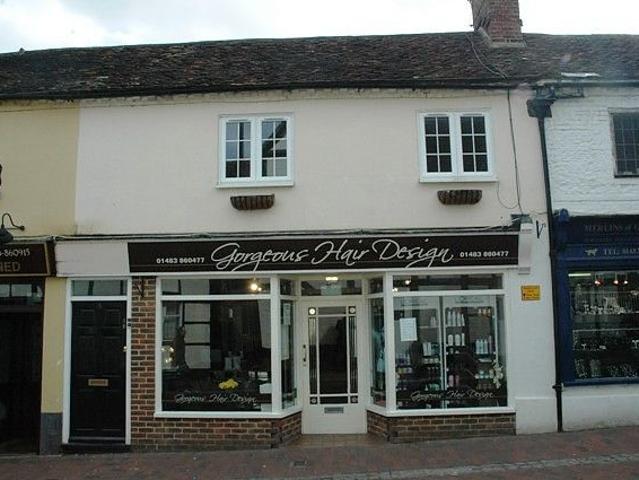 Apartment for rent in Holloway Hill, Waverley