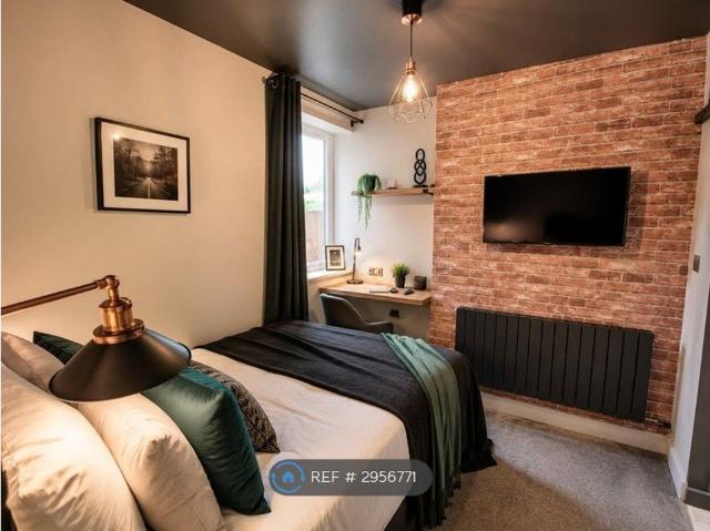 Room for rent in Coalville, Leicestershire