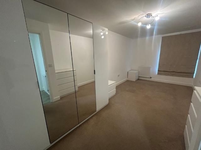 Apartment for rent in Fretherne, Hertfordshire