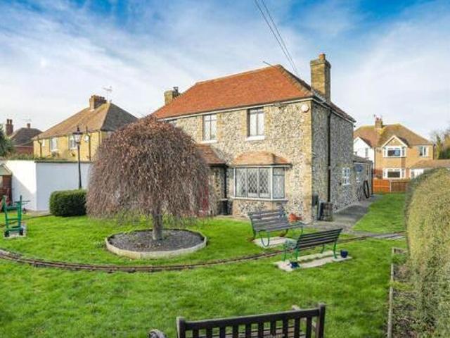 House for sale in Acol, Kent