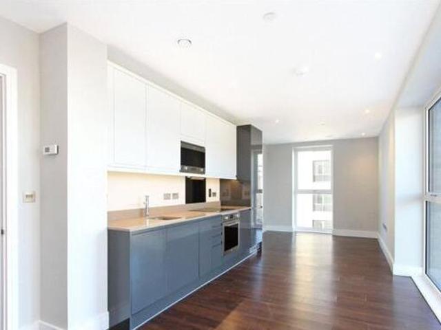 House for rent in London Borough of Ealing, Cat Hill