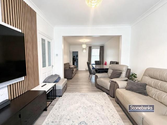 Apartment for rent in London Borough of Hillingdon, Greater London