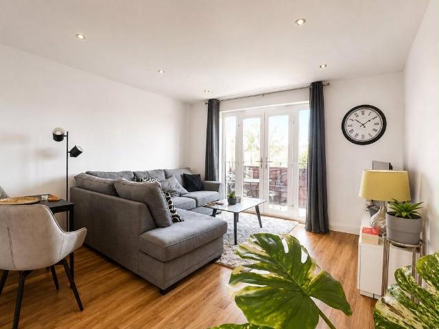 Apartment for rent in Shotgate, Essex