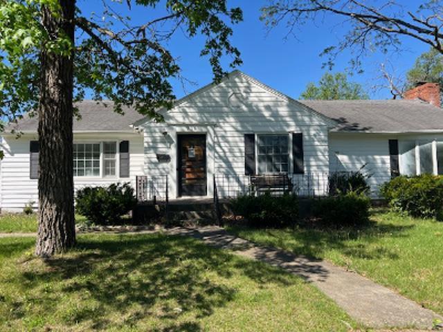House for sale in Sweet Springs, Missouri