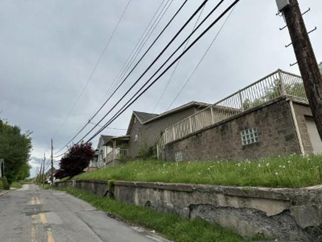 House for sale in West Virginia