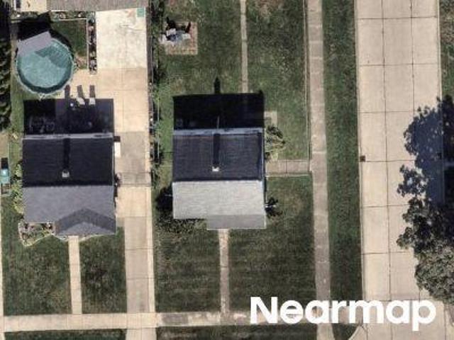 House for sale in Warren Woods, Garden City