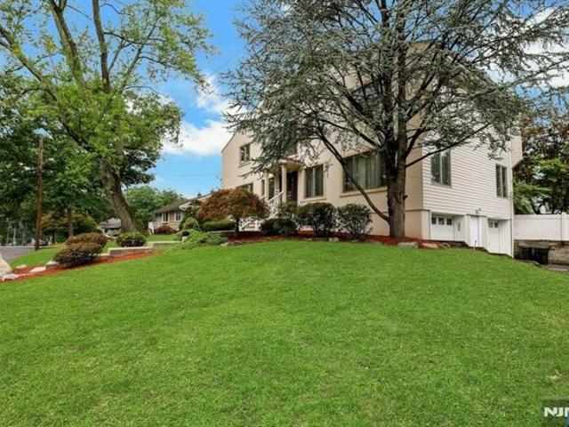 House for sale in Township Of Washington, New Jersey