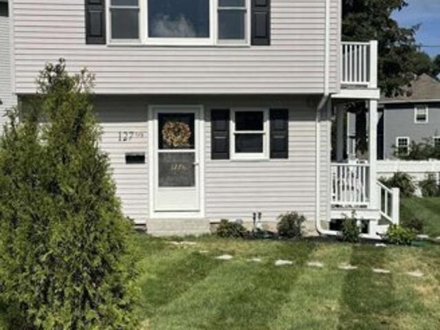 Condo for sale in Rial Side, Beverly