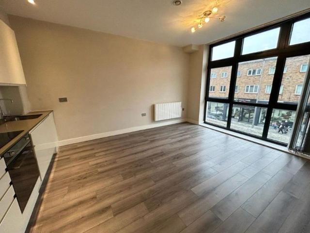 Apartment for rent in The Image, Pouchen End