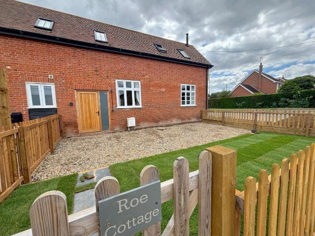 House for rent in Chelmondiston, Suffolk
