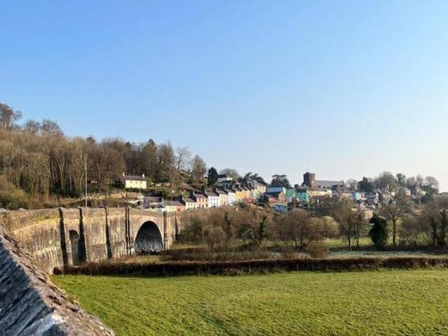 House for sale in Llandeilo, Wales