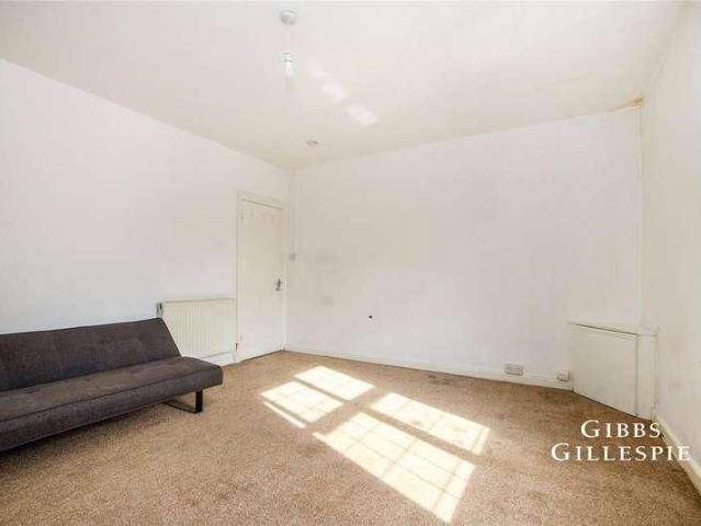 House for rent in Pinner, Greater London