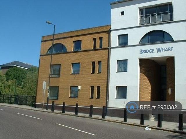 House for rent in Barnsbury, Greater London