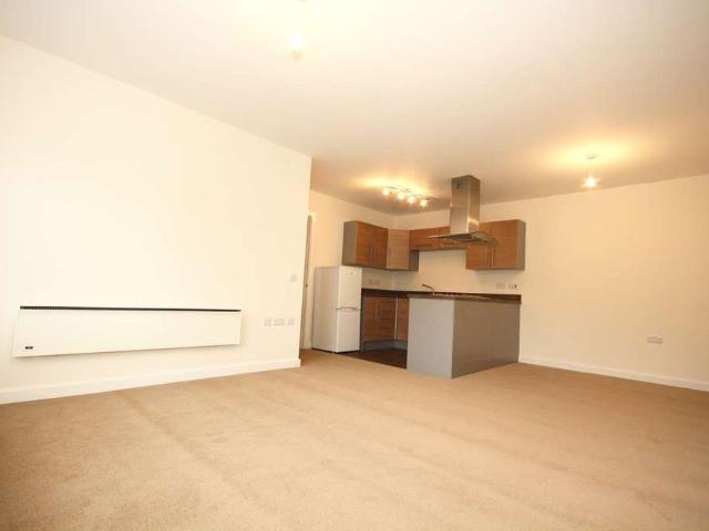 Apartment for rent in Huyton, Knowsley