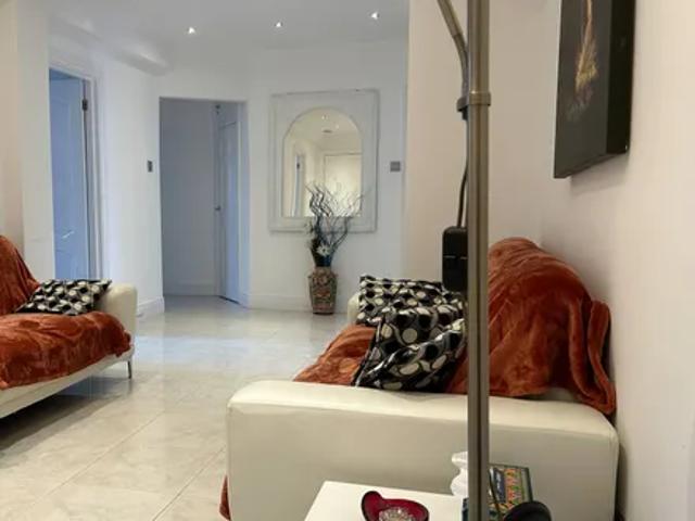Apartment for rent in Kensal Town, Bayswater