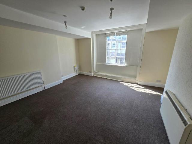Apartment for rent in Brandis Corner, Devon
