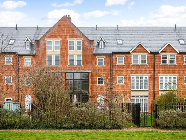 House for rent in Clewer Village, Windsor