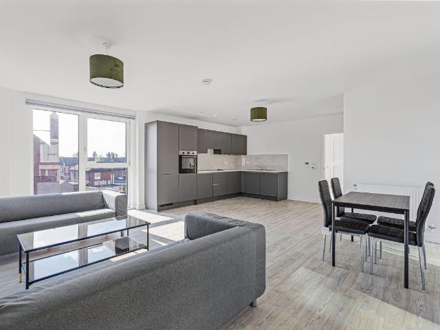 House for rent in Upton Park, Greater London