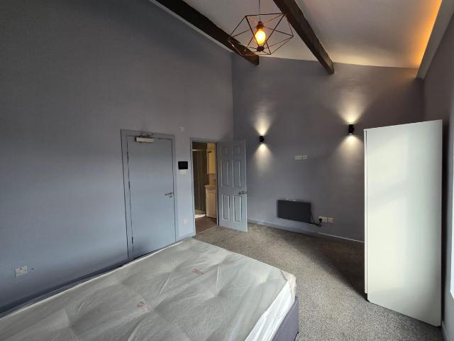 House for rent in Moses Gate, Lee Bank