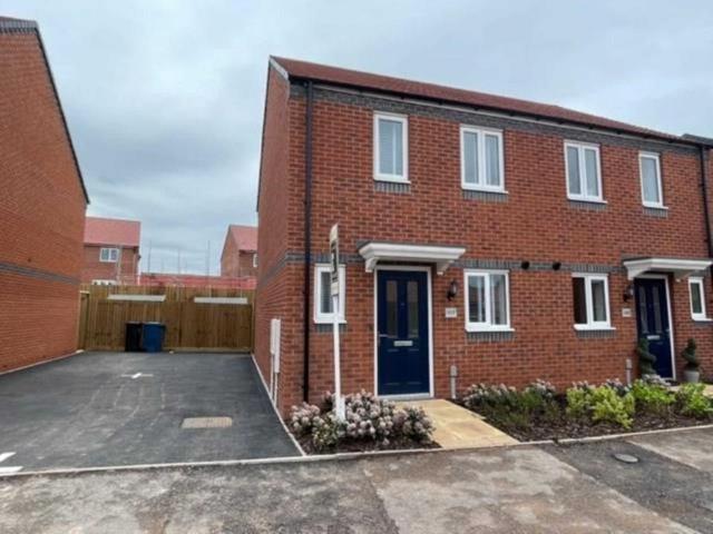 House for rent in Darwin Park, Lichfield