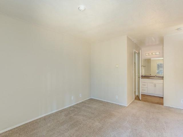 Apartment for rent in Newark, California