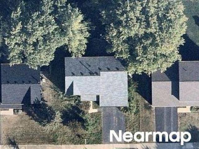 House for sale in Aurora, Illinois