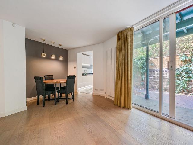 Apartment for rent in St. George in the East, Wapping