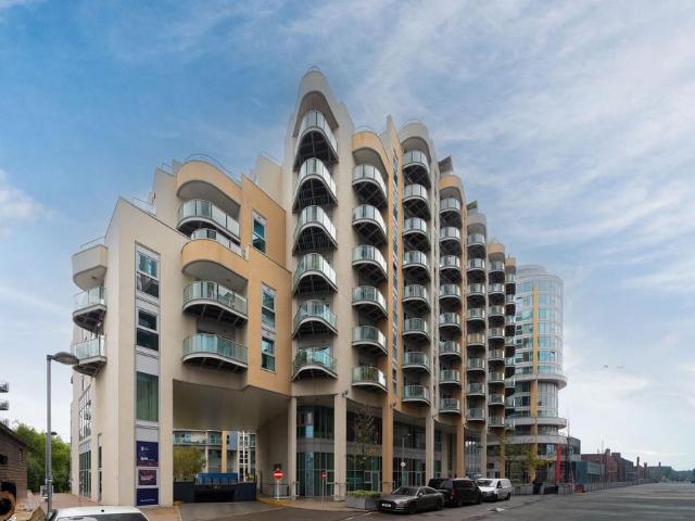 Apartment for rent in Battersea, Greater London