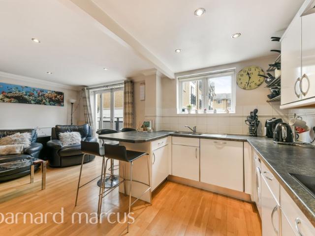 Apartment for rent in Battersea, Greater London