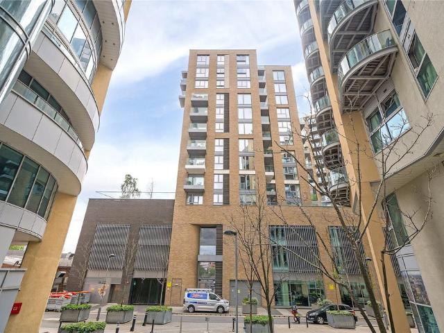 Apartment for rent in Battersea, Greater London