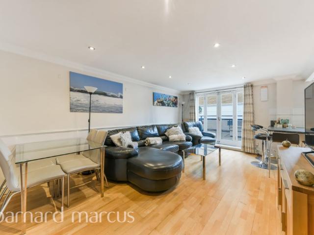 Apartment for rent in Battersea, Greater London