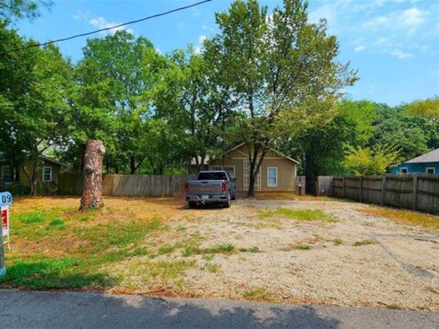 House for sale in Denton, Texas